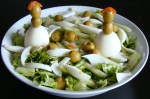 ENSALADA DE LECHUGA  Y HUEVOS DUROS
