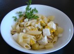 ENSALADA DE MACARRONES CON ARVEJAS, MILLO Y PIÑA