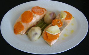 SALMÓN AL HORNO CON VERDURAS