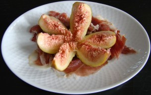 jJAMÓN SERRANO CON HIGOS FRESCOS