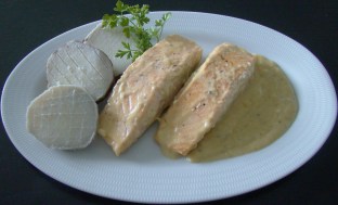 SALMÓN CON SALSA DE POMELO Y NARANJA