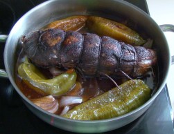 SOLOMILLO CON JAMÓN SERRANO ACEITUNAS NEGRAS1