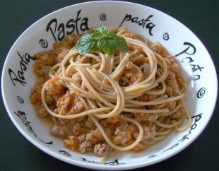 ESPAGUETIS A LA BOLOÑESA