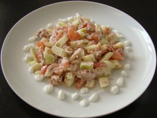 ENSALADA CON YOGUR
