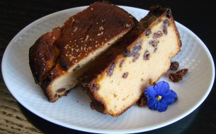 BIZCOCHO DE PASAS CON LICOR DE ANÍS 2