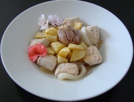 PECHUGA FRITA CON CEBOLLAS1