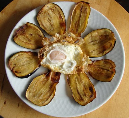 BERENJENAS FRITAS CON HUEVO FRITO.jpg1.jpg