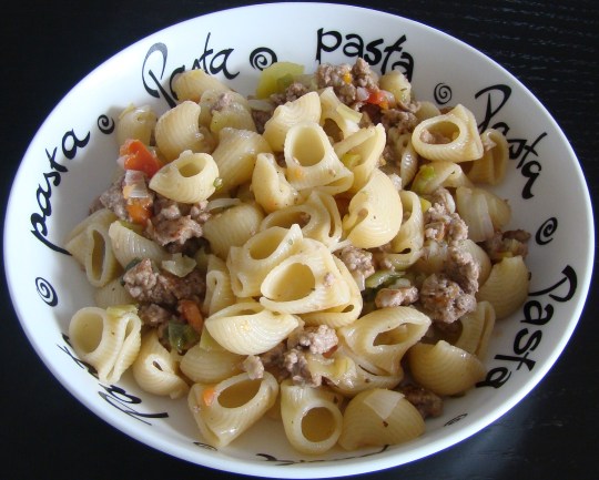 CARNE MOLIDA CON PASTA